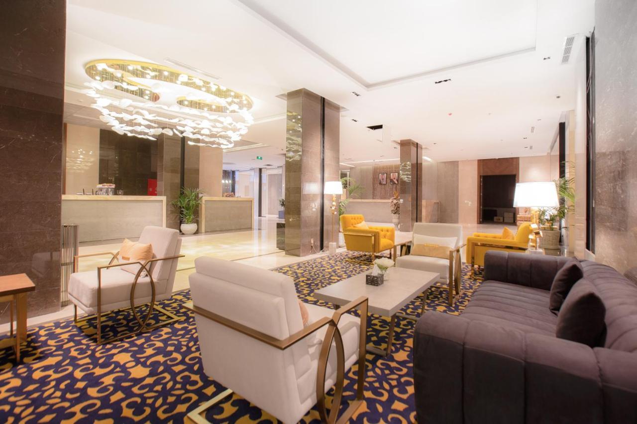 Azar Hotel Ahad Rafidah Екстериор снимка