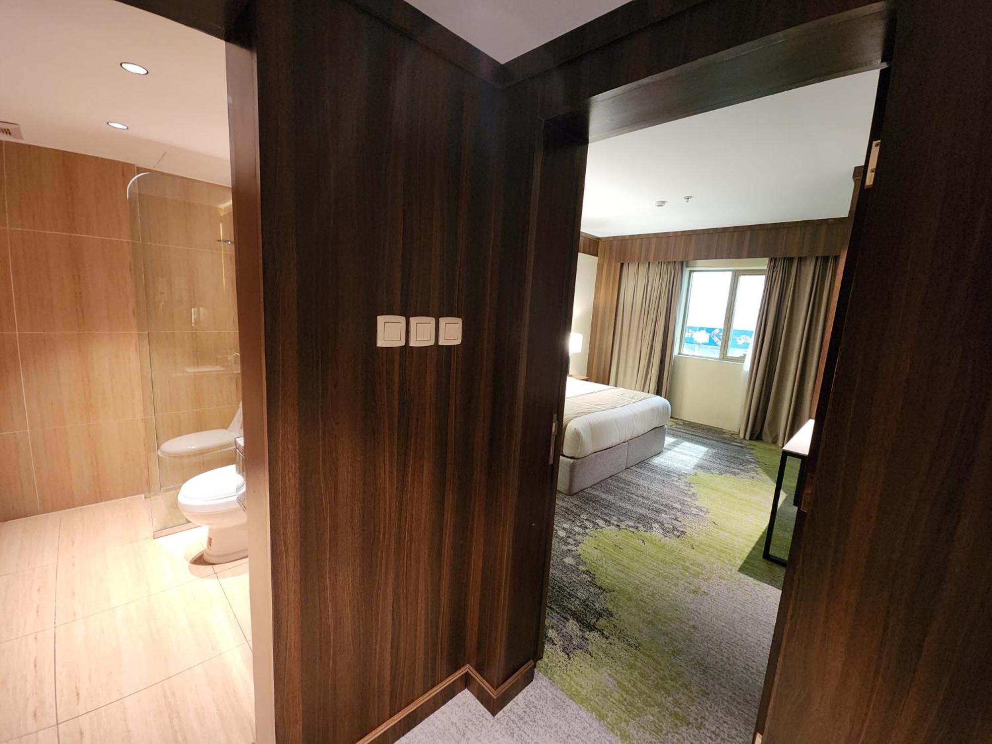 Azar Hotel Ahad Rafidah Екстериор снимка