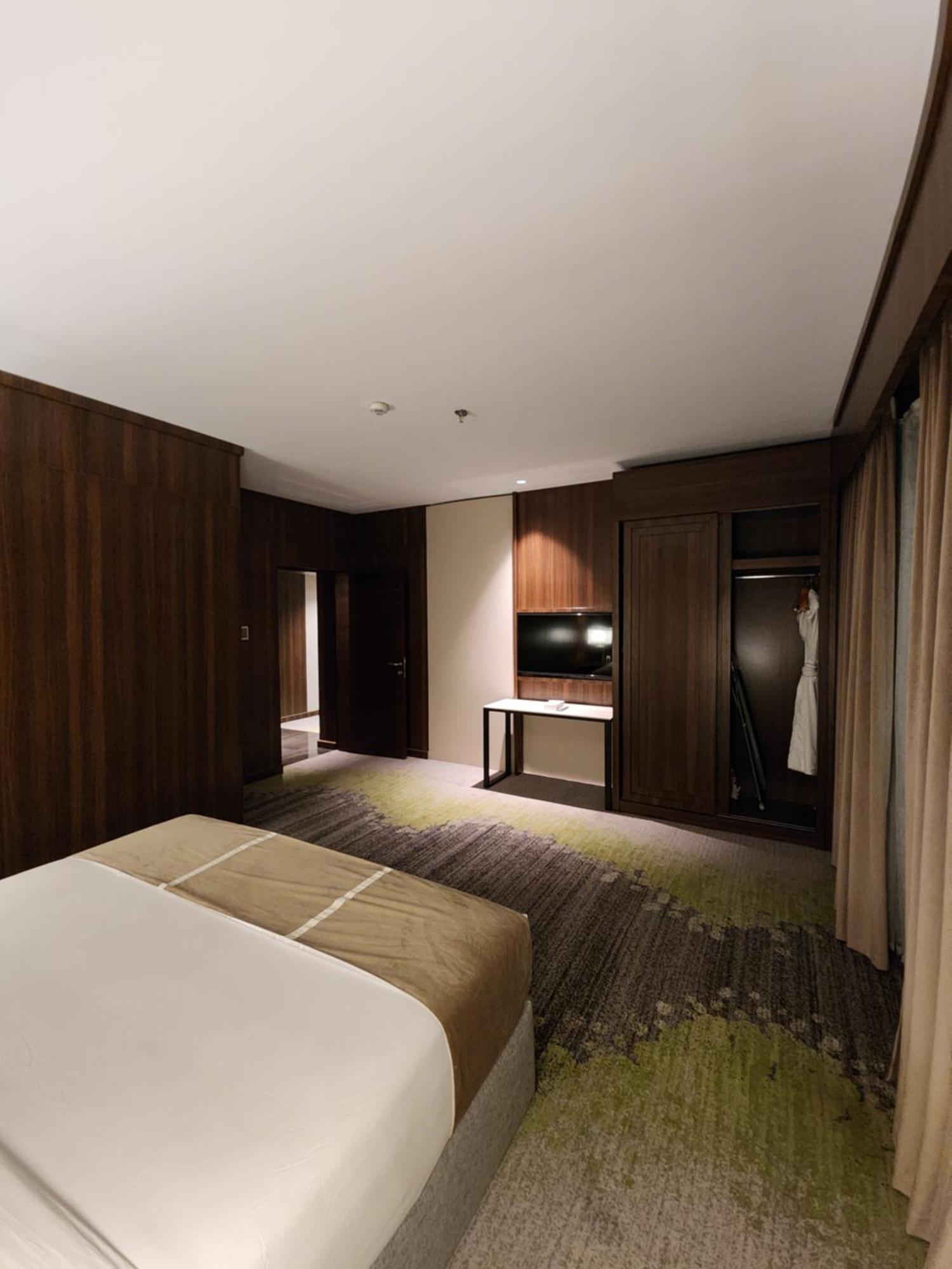 Azar Hotel Ahad Rafidah Екстериор снимка
