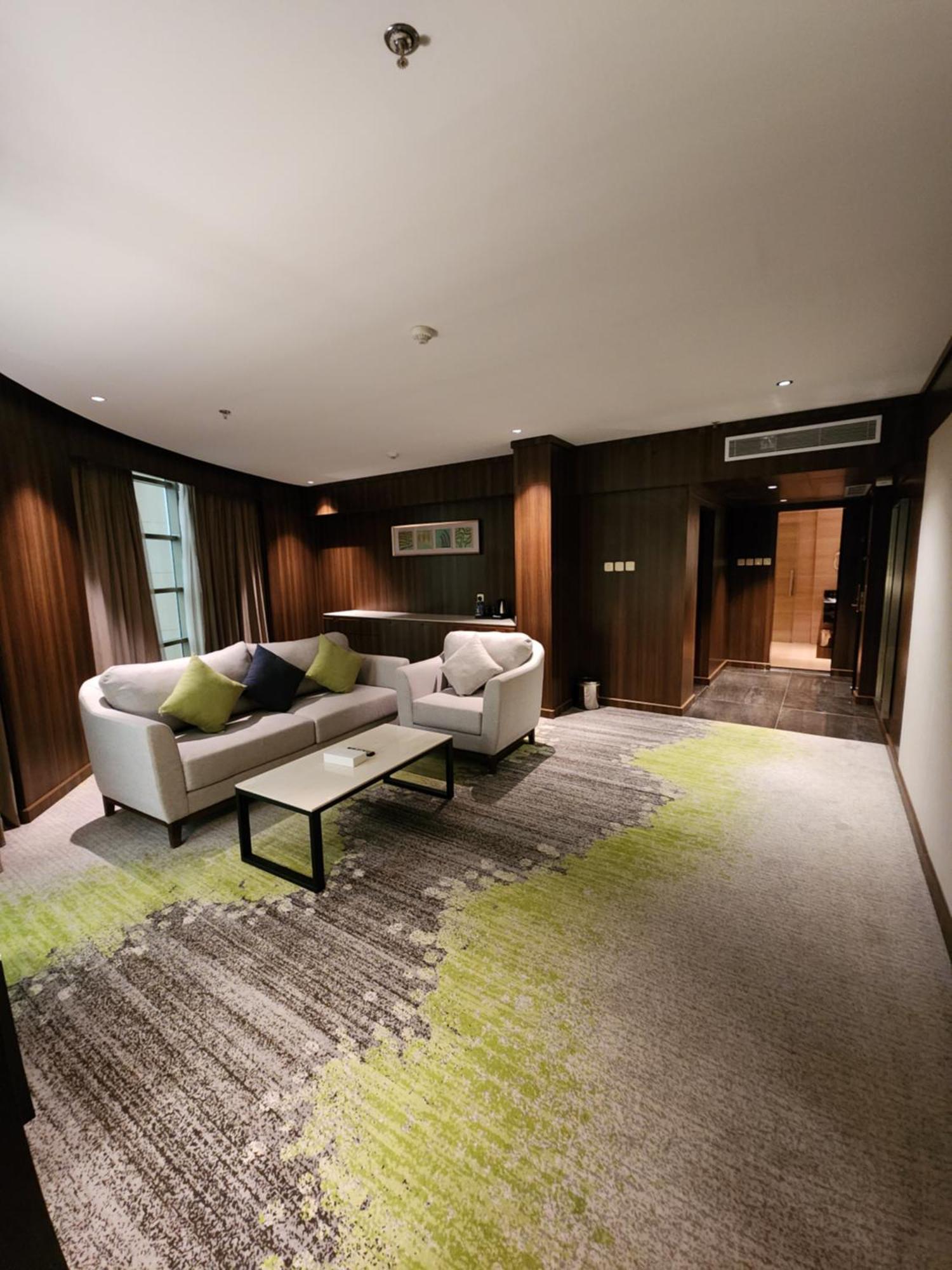 Azar Hotel Ahad Rafidah Екстериор снимка